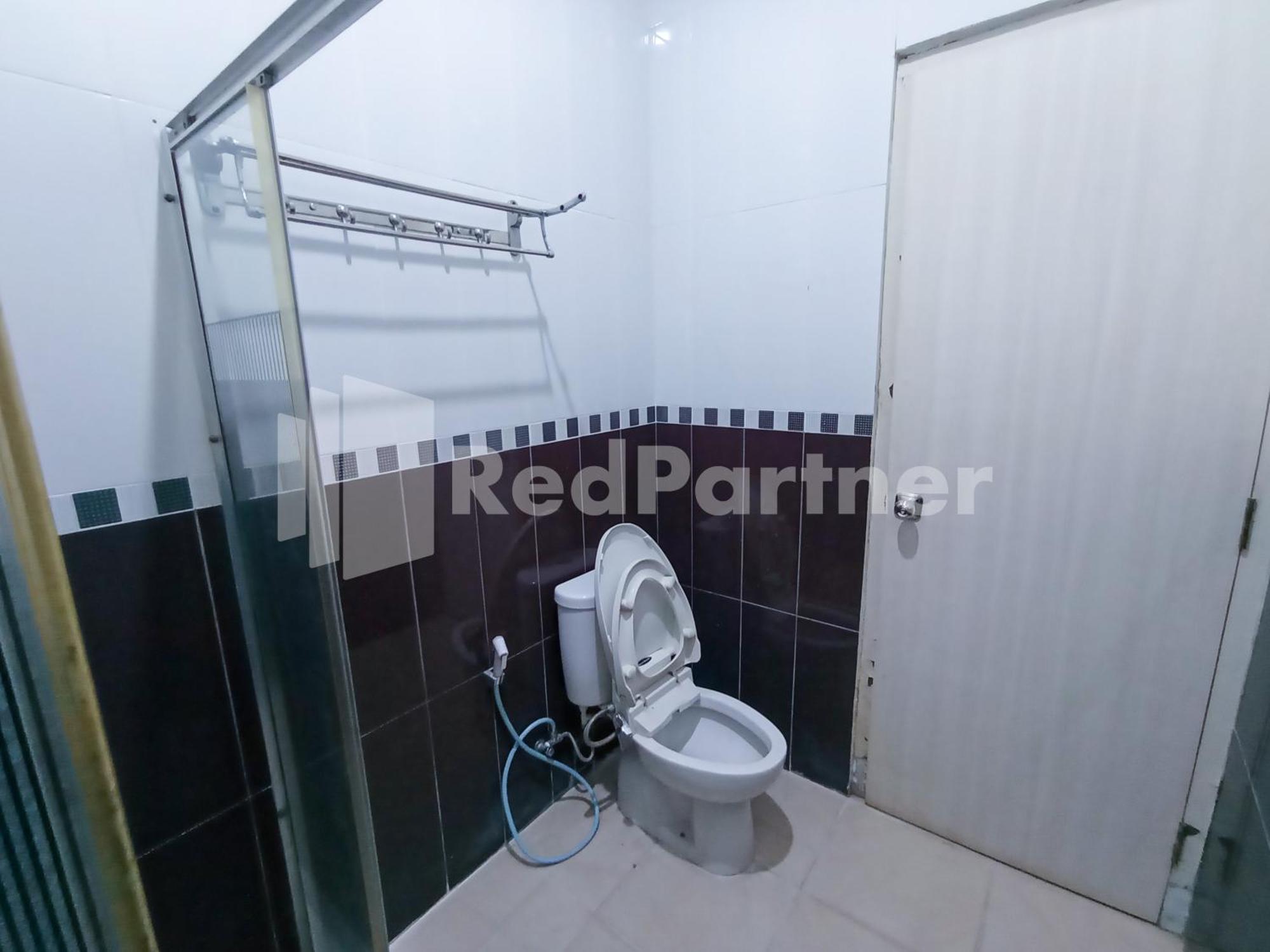 Nillo Hotel Kebumen Mitra Reddoorz Экстерьер фото