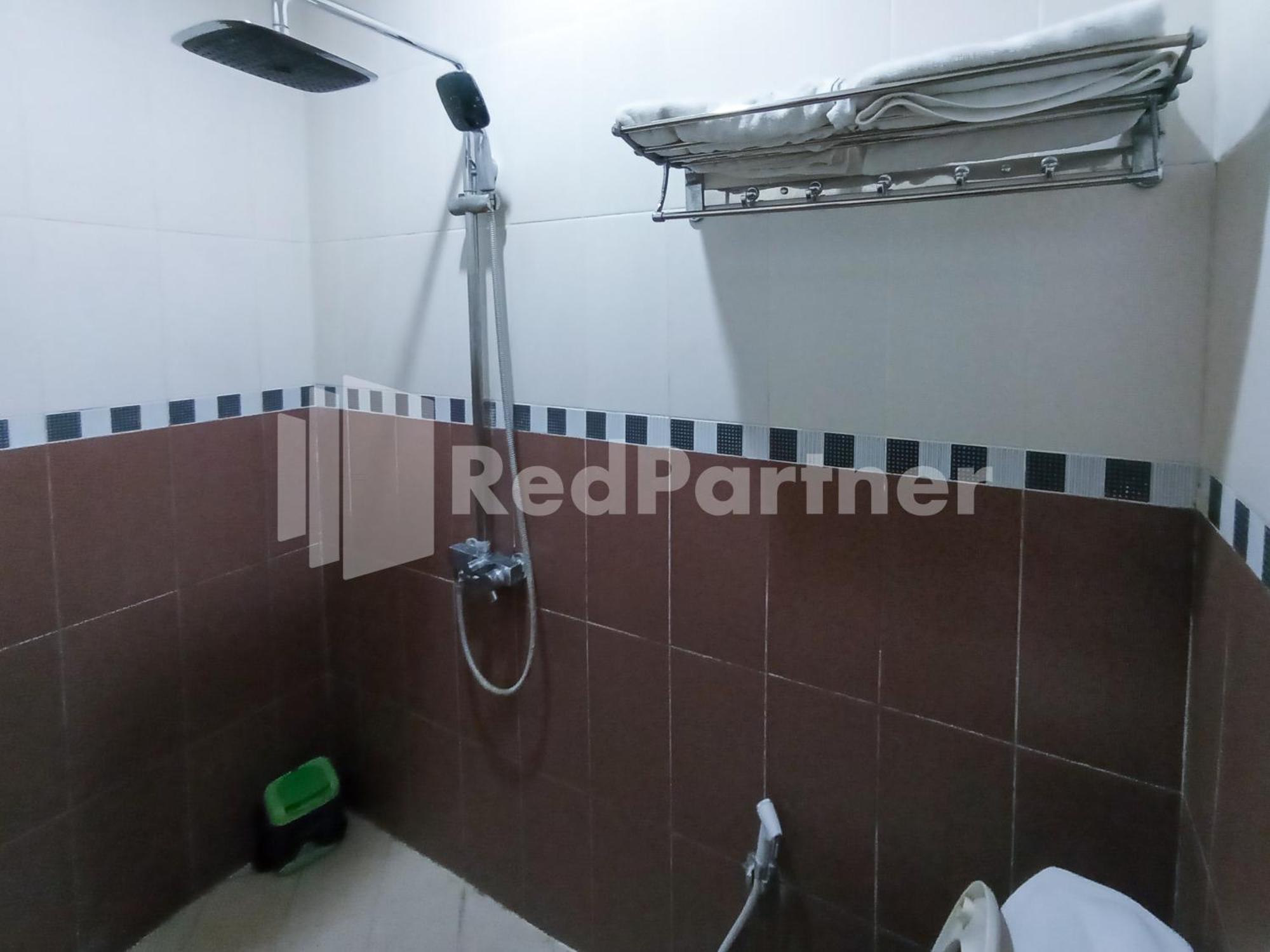 Nillo Hotel Kebumen Mitra Reddoorz Экстерьер фото