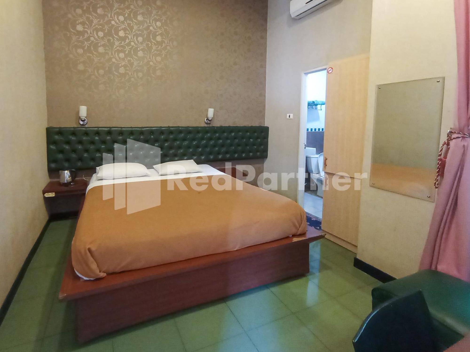 Nillo Hotel Kebumen Mitra Reddoorz Экстерьер фото