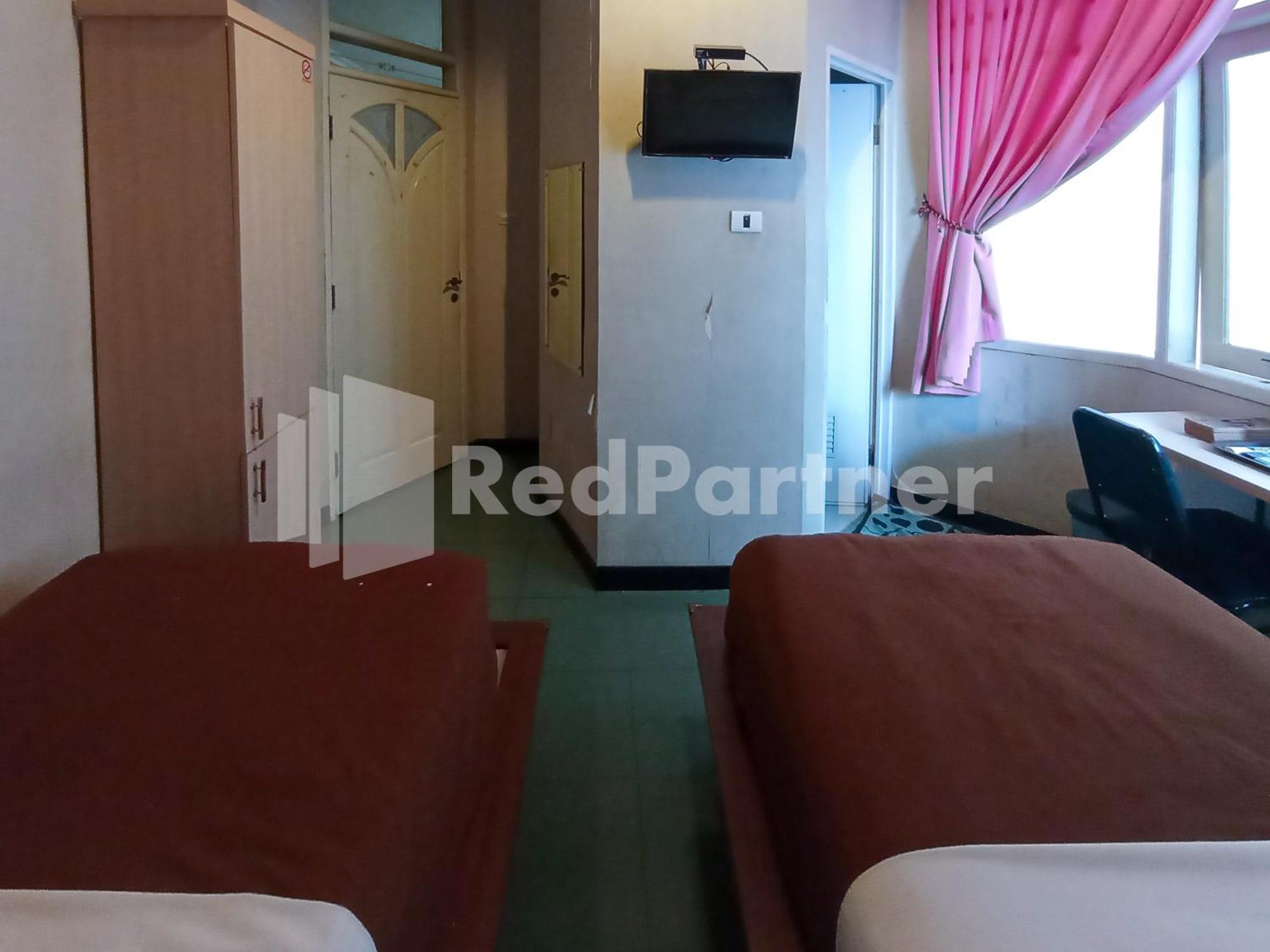 Nillo Hotel Kebumen Mitra Reddoorz Экстерьер фото