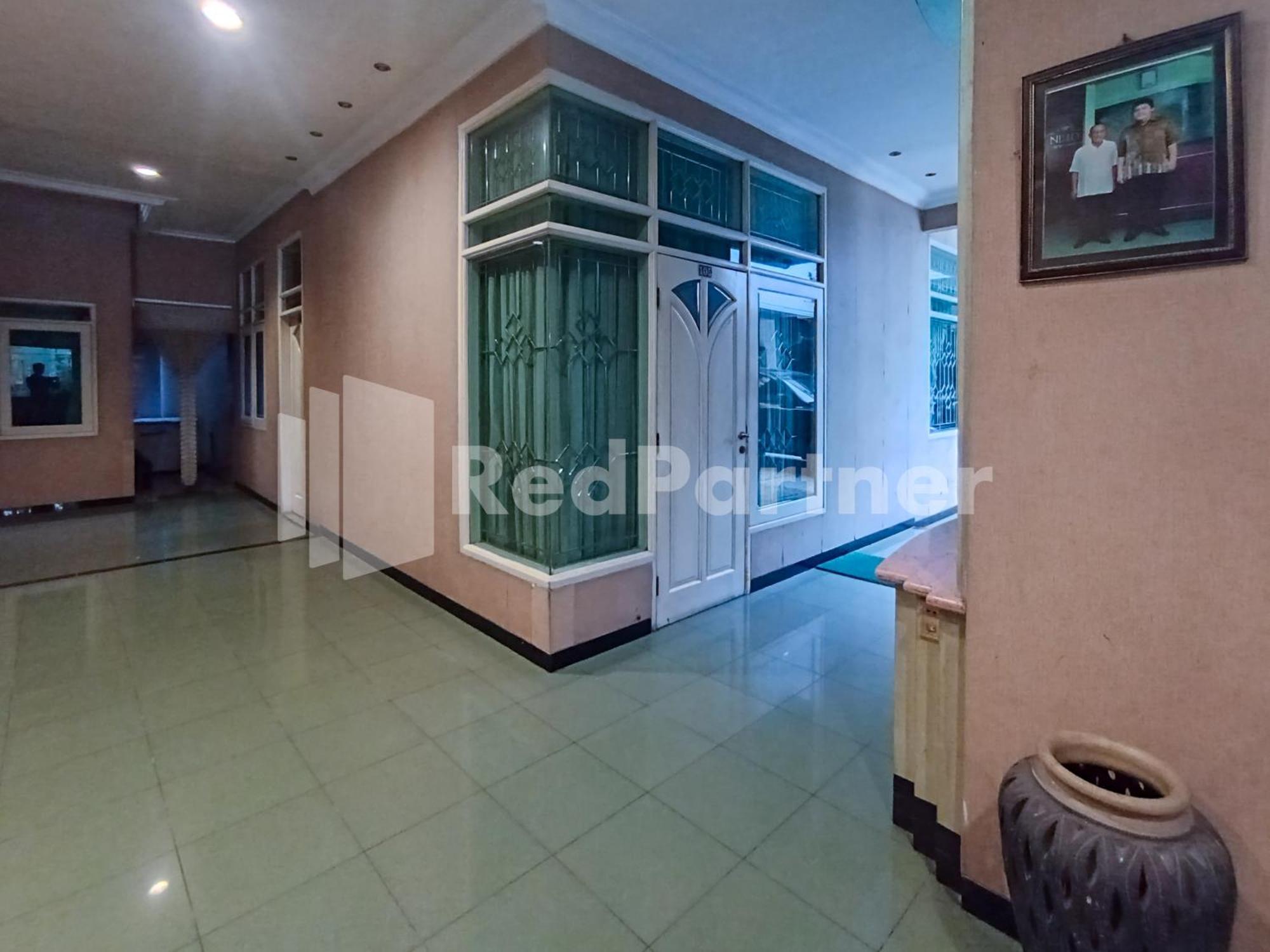 Nillo Hotel Kebumen Mitra Reddoorz Экстерьер фото
